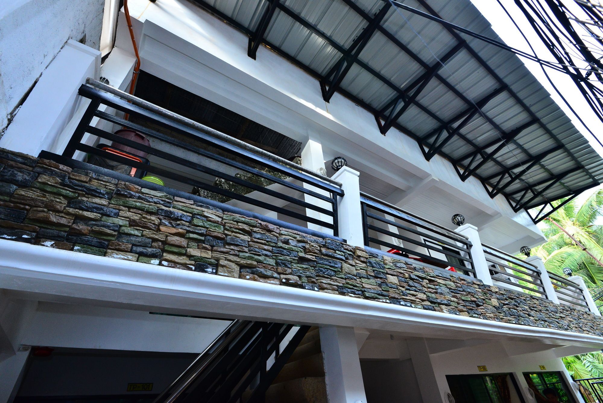 Hostel Travellers Pad Boracay Balabag  Zewnętrze zdjęcie