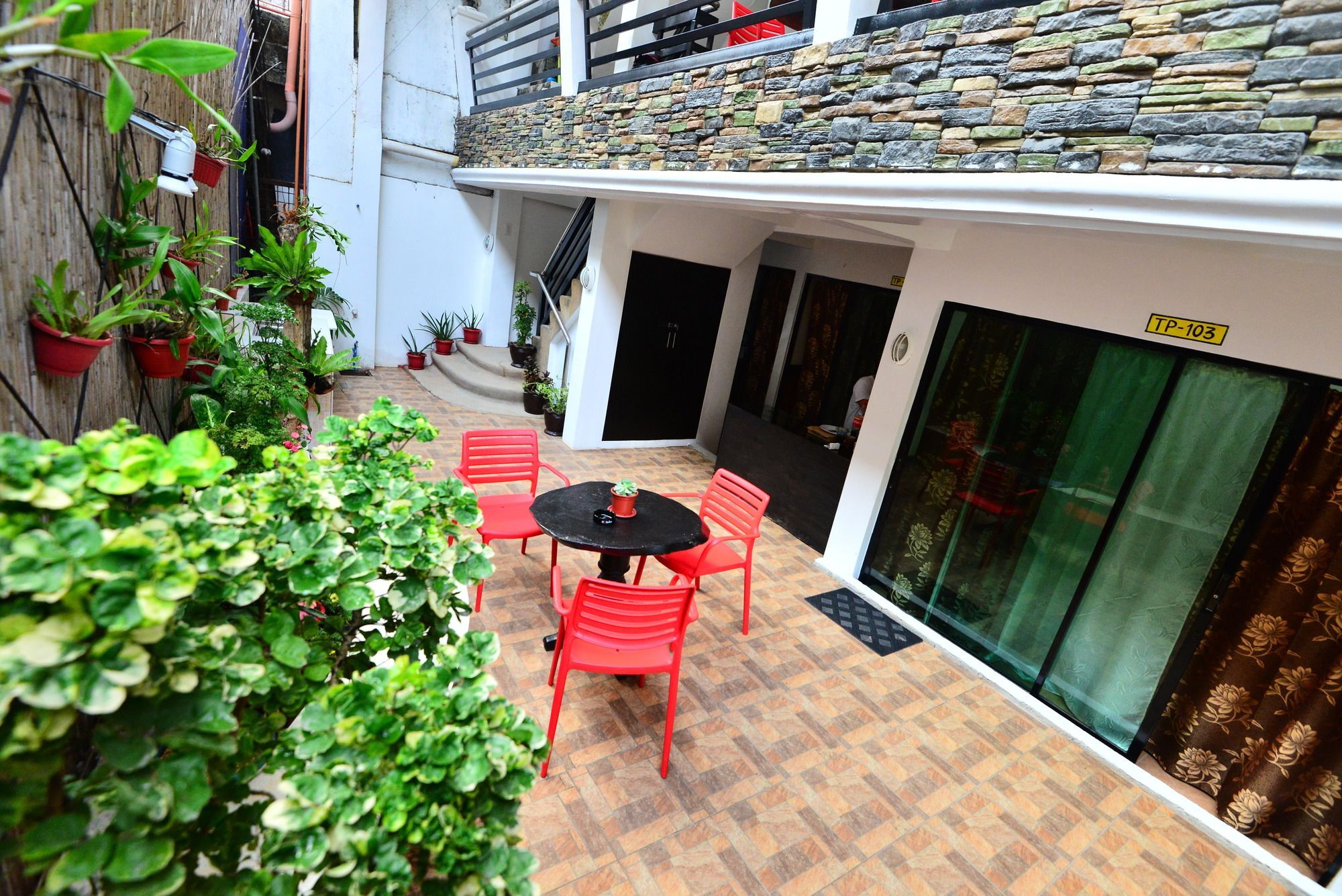 Hostel Travellers Pad Boracay Balabag  Zewnętrze zdjęcie