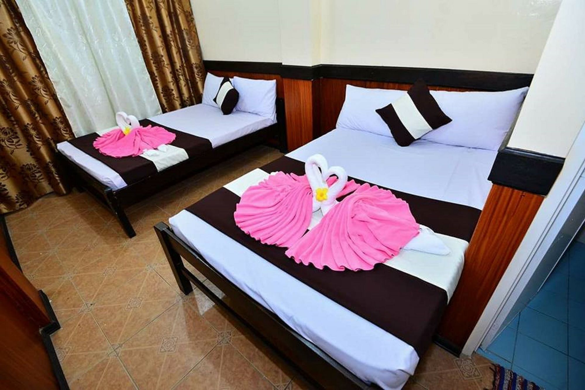 Hostel Travellers Pad Boracay Balabag  Zewnętrze zdjęcie