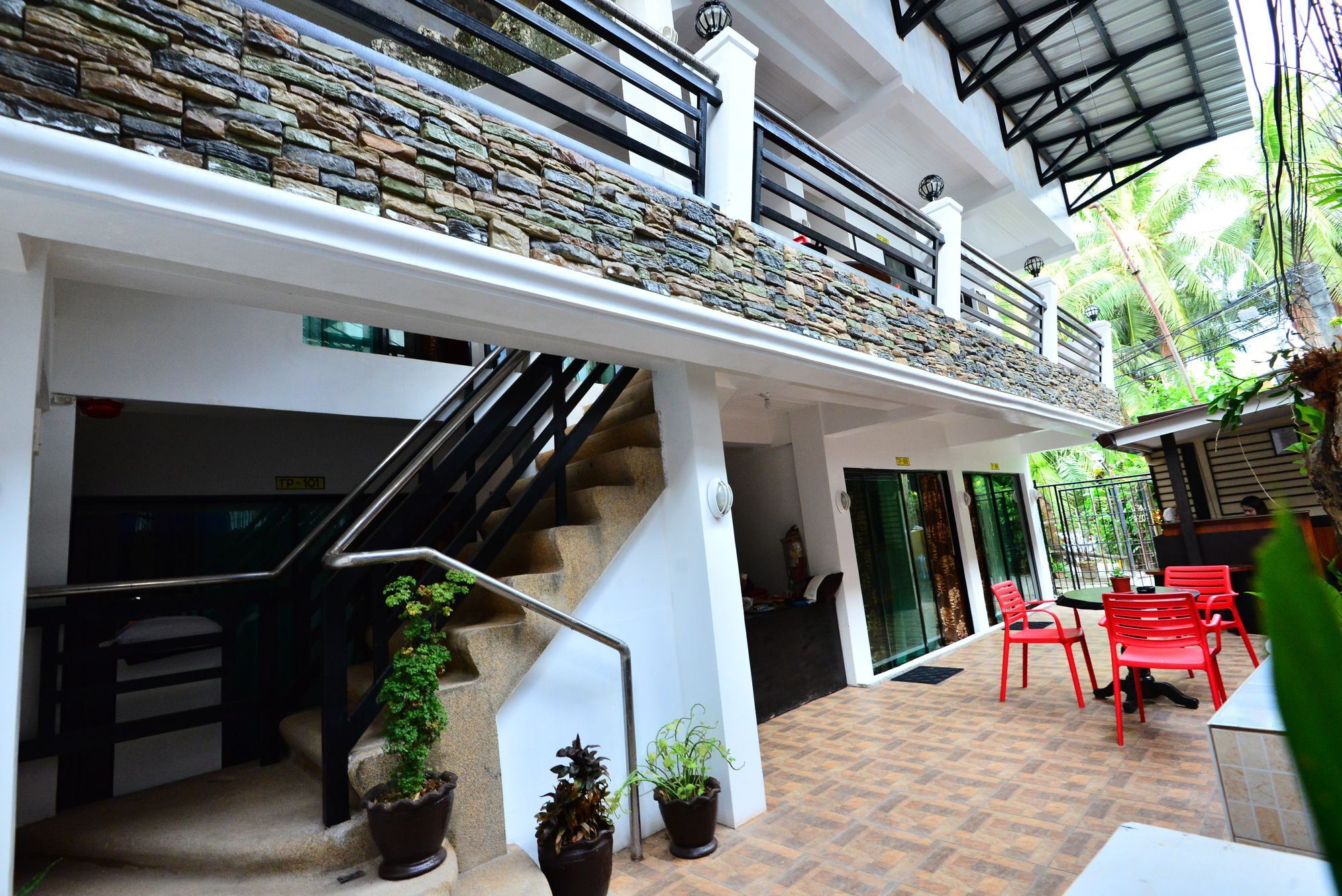 Hostel Travellers Pad Boracay Balabag  Zewnętrze zdjęcie